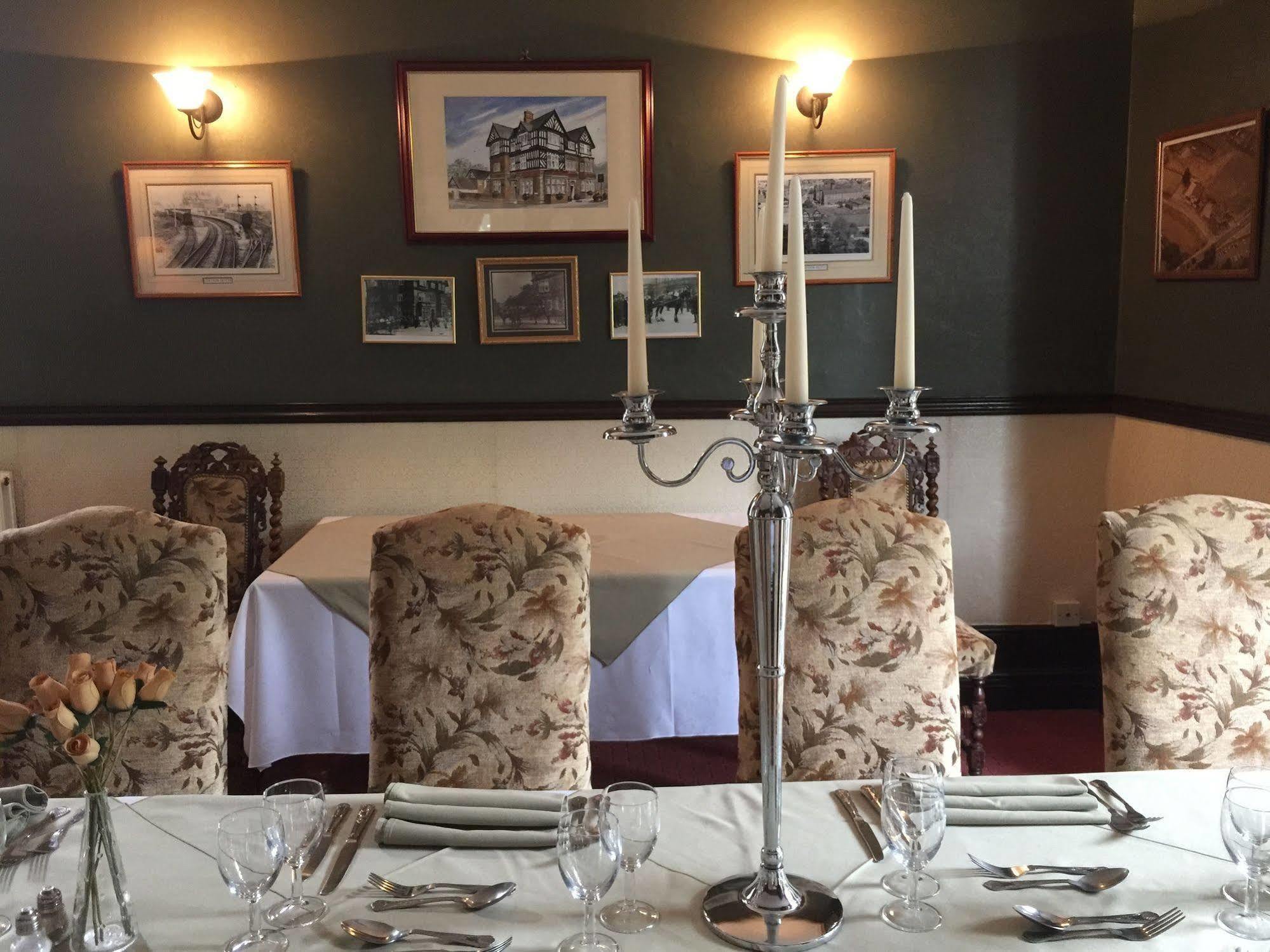Station Hotel Ashbourne  Zewnętrze zdjęcie