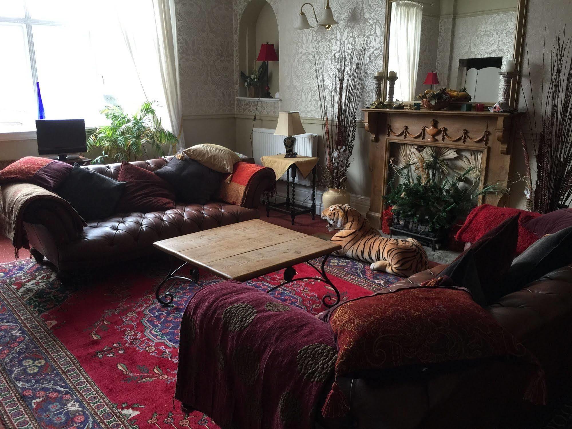 Station Hotel Ashbourne  Zewnętrze zdjęcie